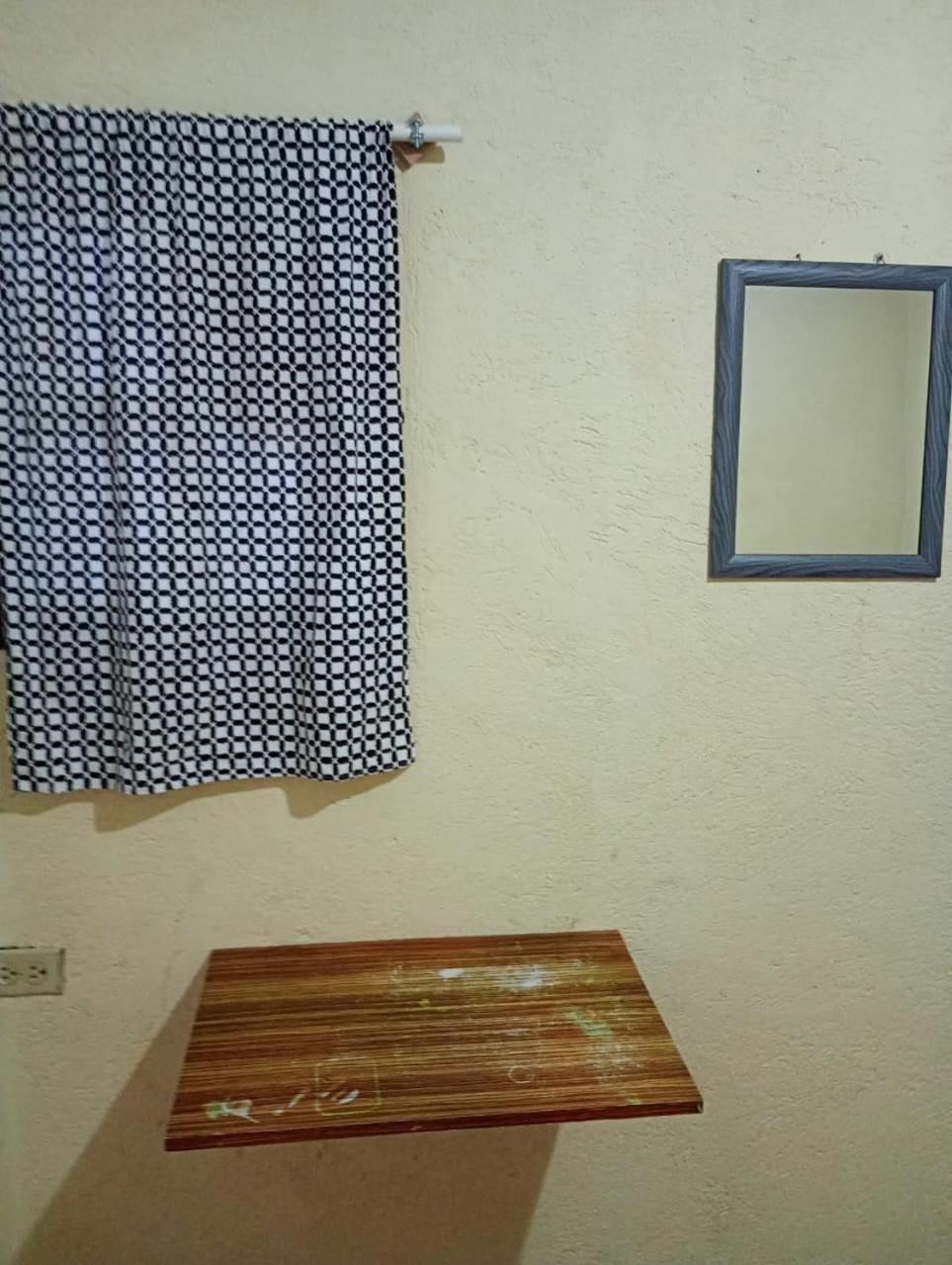 מלון אנטיגואה גואטמלה Hospedaje Basico El Jaguar מראה חיצוני תמונה