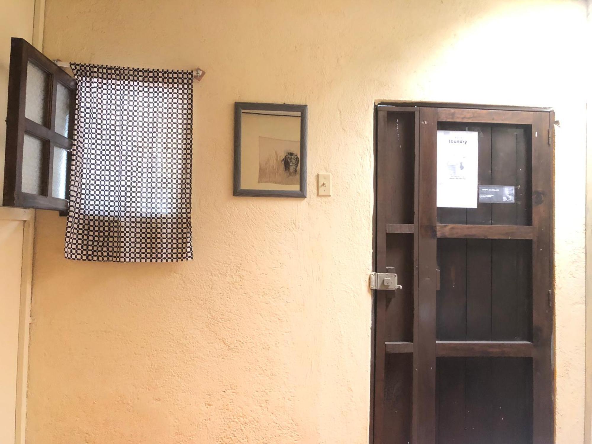מלון אנטיגואה גואטמלה Hospedaje Basico El Jaguar מראה חיצוני תמונה